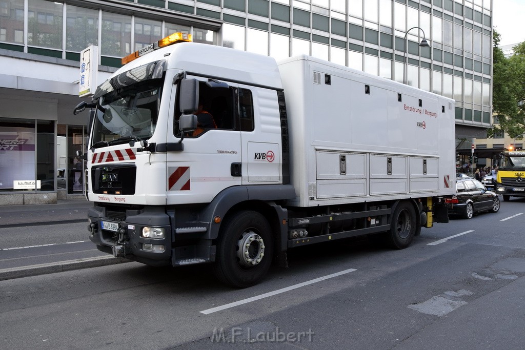 VU PKW Strab Koeln Mitte Caecilienstr Hohe Str P76.JPG - Miklos Laubert